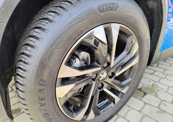 Peugeot 2008 cena 89900 przebieg: 14481, rok produkcji 2022 z Gliwice małe 326